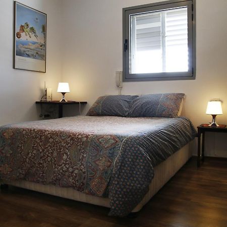 Herzelia Rooftop Special 2 Room Apartment Ngoại thất bức ảnh
