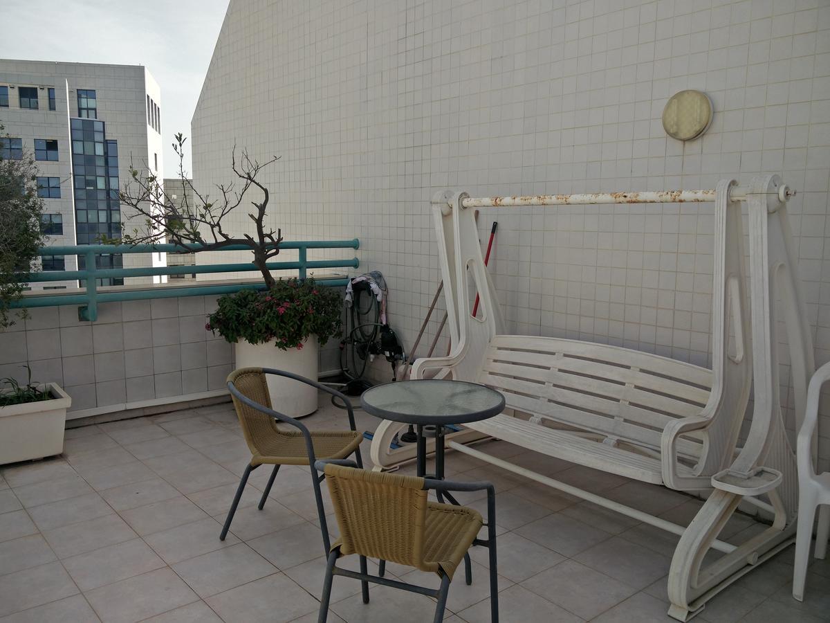 Herzelia Rooftop Special 2 Room Apartment Ngoại thất bức ảnh